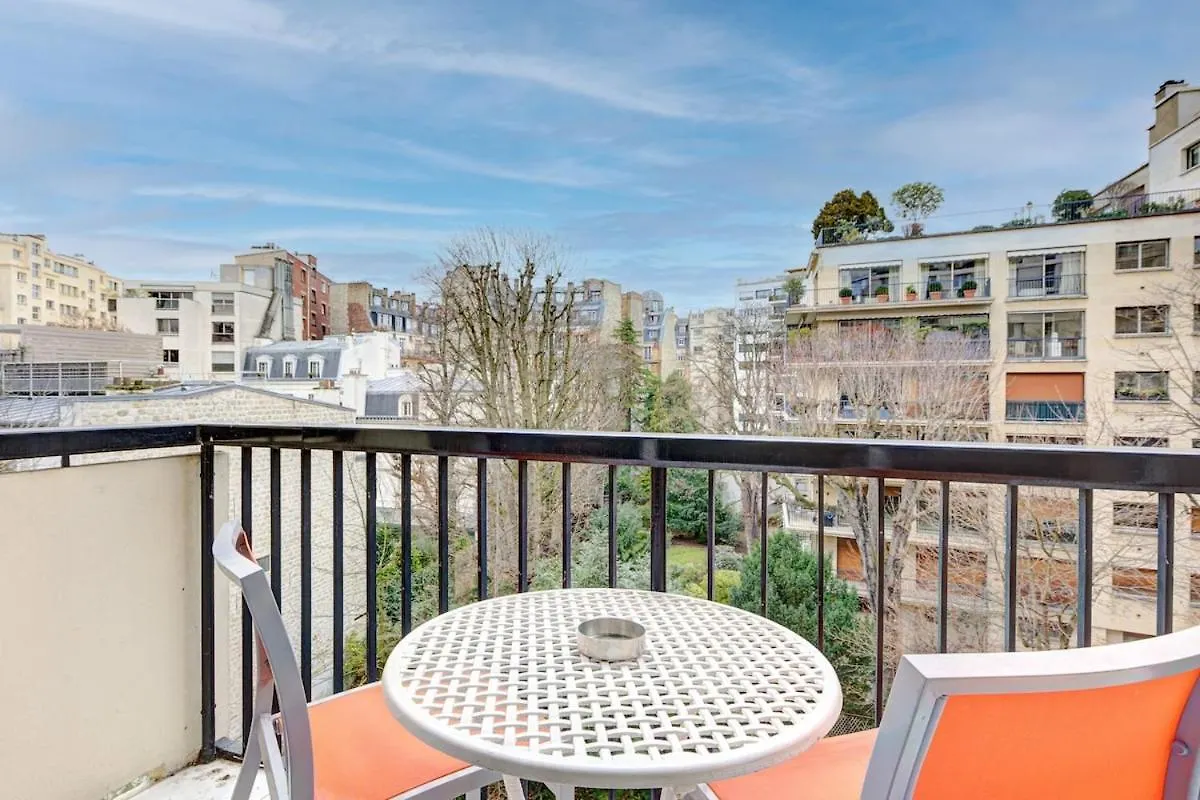 Apartment Trocadero Love Paris France